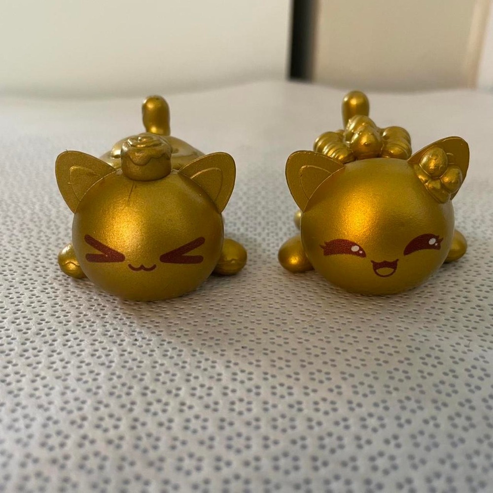 Aphmau Mystery MeeMeow Gold Collection figure set of 2  #kawaii #catart